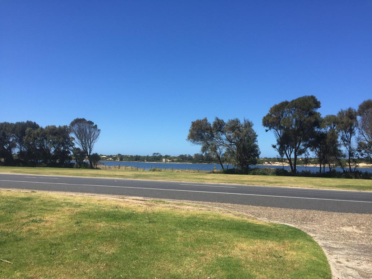 Abel Tasman Waterfront Motel Lakes Entrance Dış mekan fotoğraf